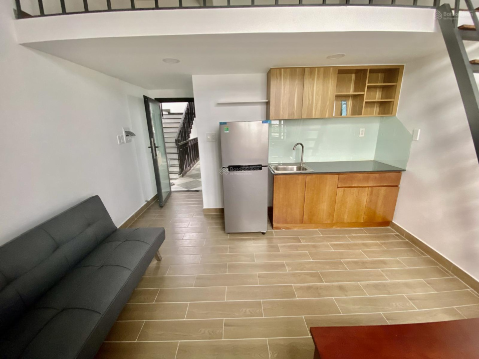 Modern Duplex Service Apartment Near Shopping Area
