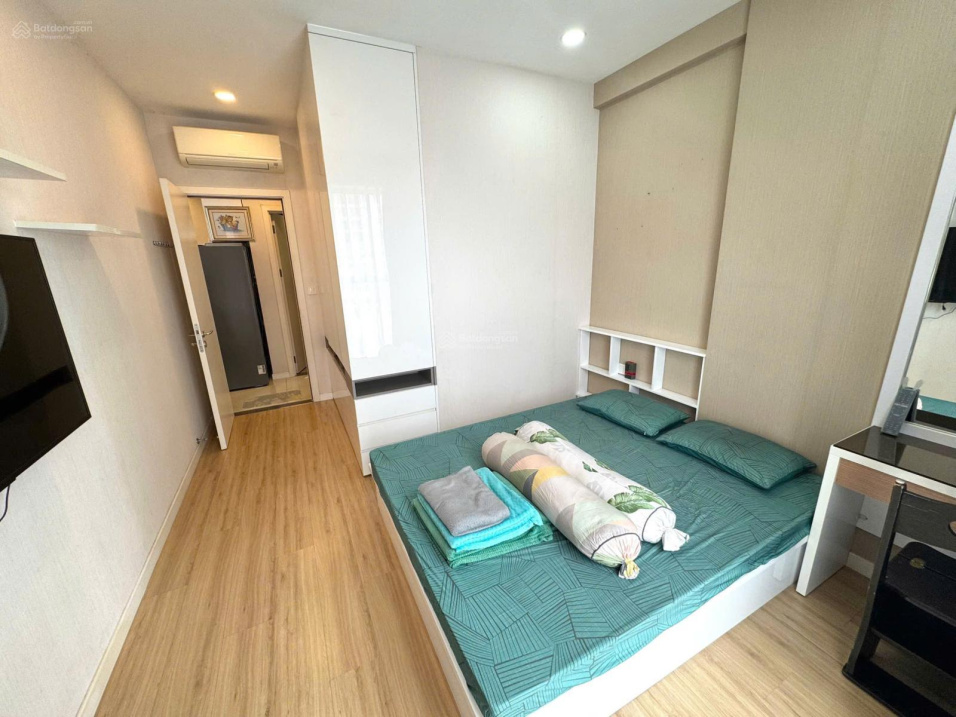 Modern 1BR Millennium Apartment with Full Furnishings