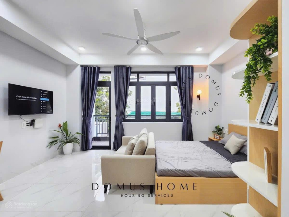 Modern Studio Apartment with Full Amenities