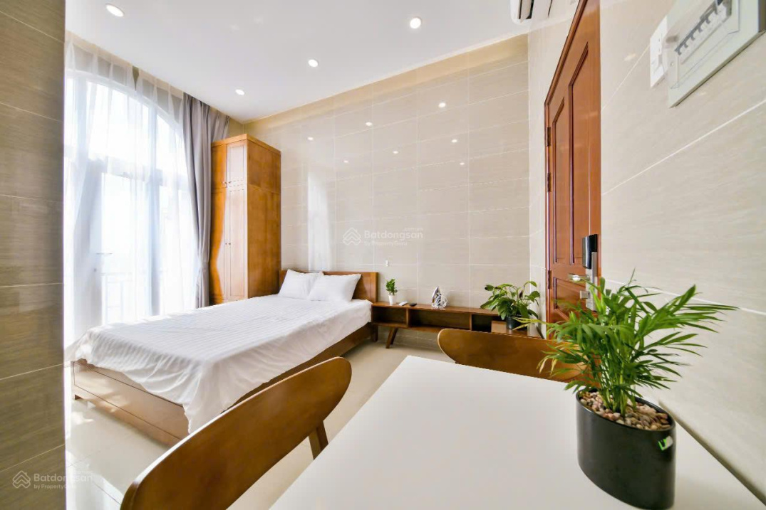 Modern Studio Apartment with Kitchen in Central Location
