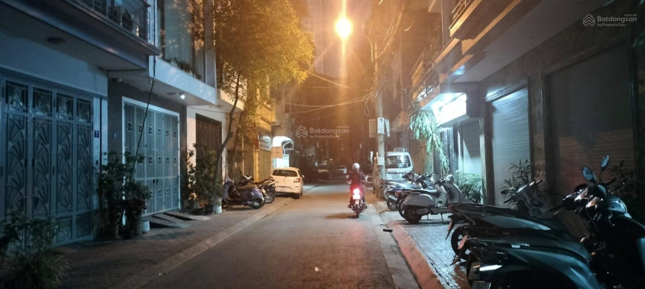4-Floor House with Parking, 51sqm in Quan Nhan