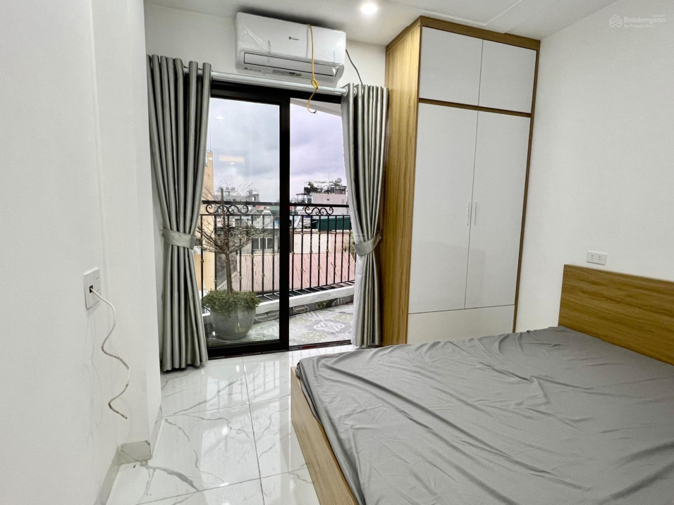Modern 35m² Studio Apartment in Tay Ho