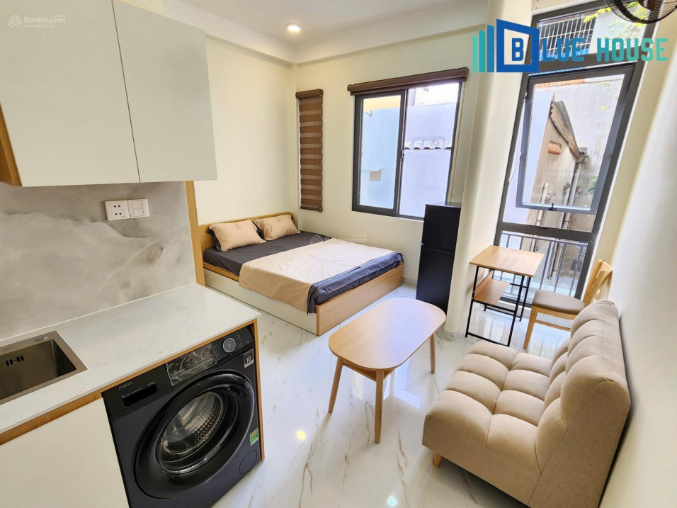 Modern Studio Apartments with Balcony