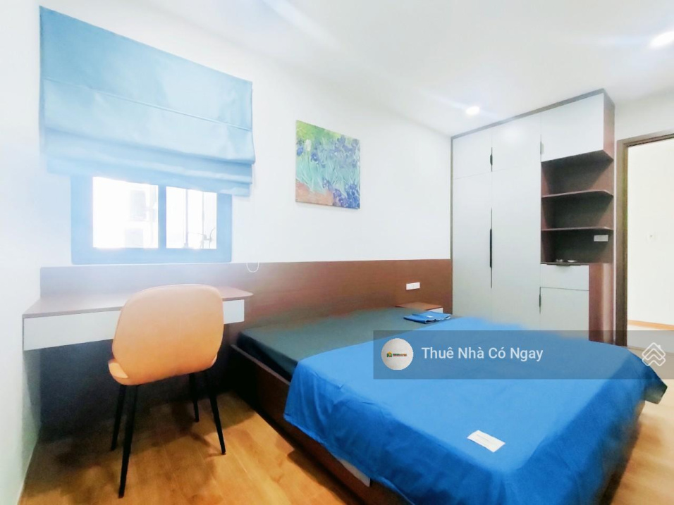Modern 1-Bedroom Apartment with Blue Accents