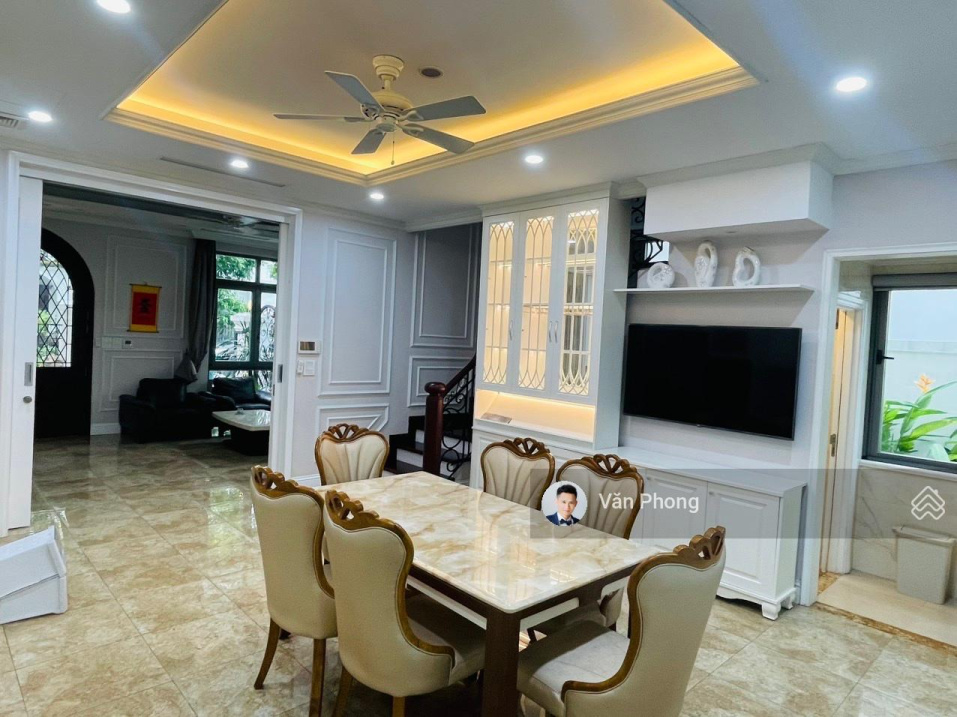 Modern 4-Bedroom Villa with Designer Interiors