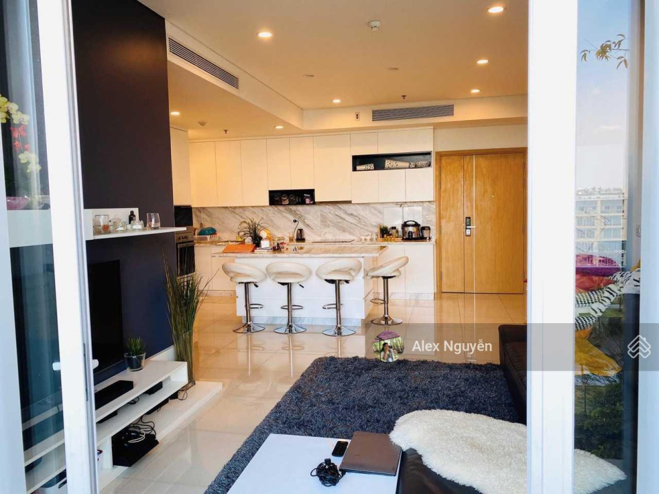 Modern 2-Bed Apartment with Park View Sala