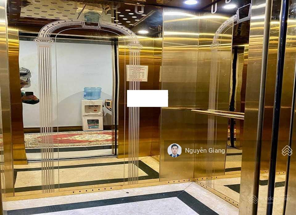 Furnished 2-Bedroom Apartment with Large Balcony