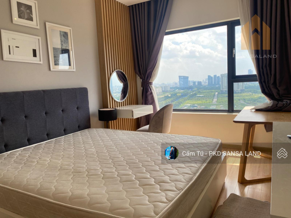 Modern 3-Bedroom Apartment with City View