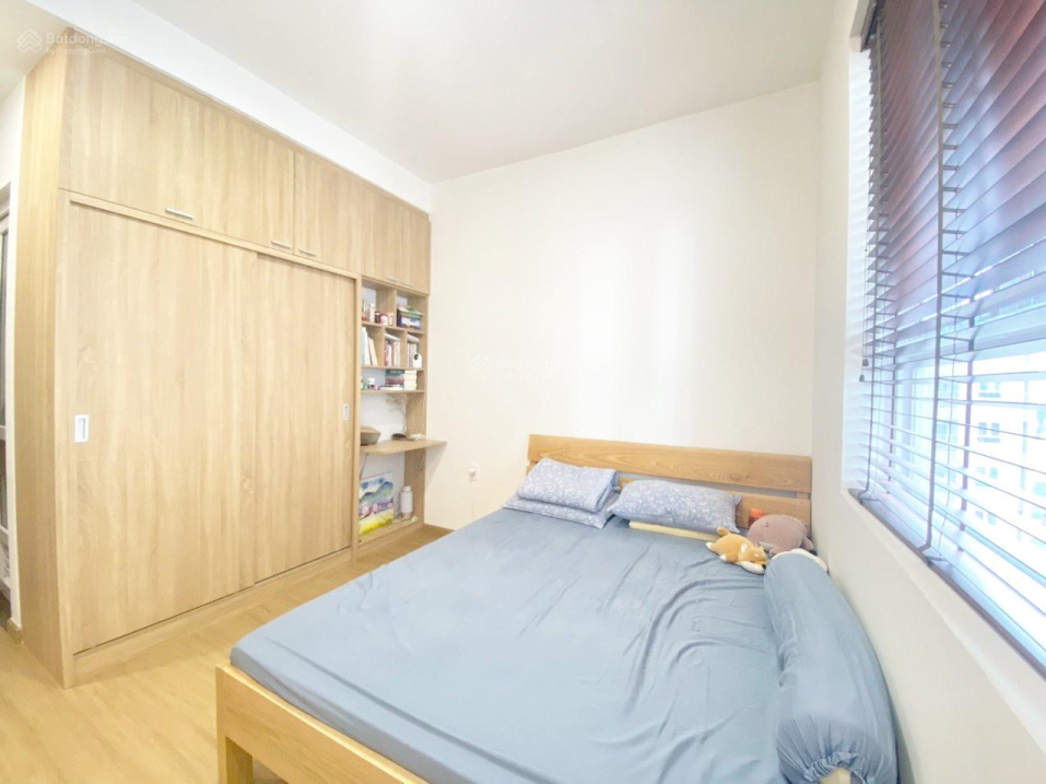 Modern Furnished Apartment in High-Rise Complex