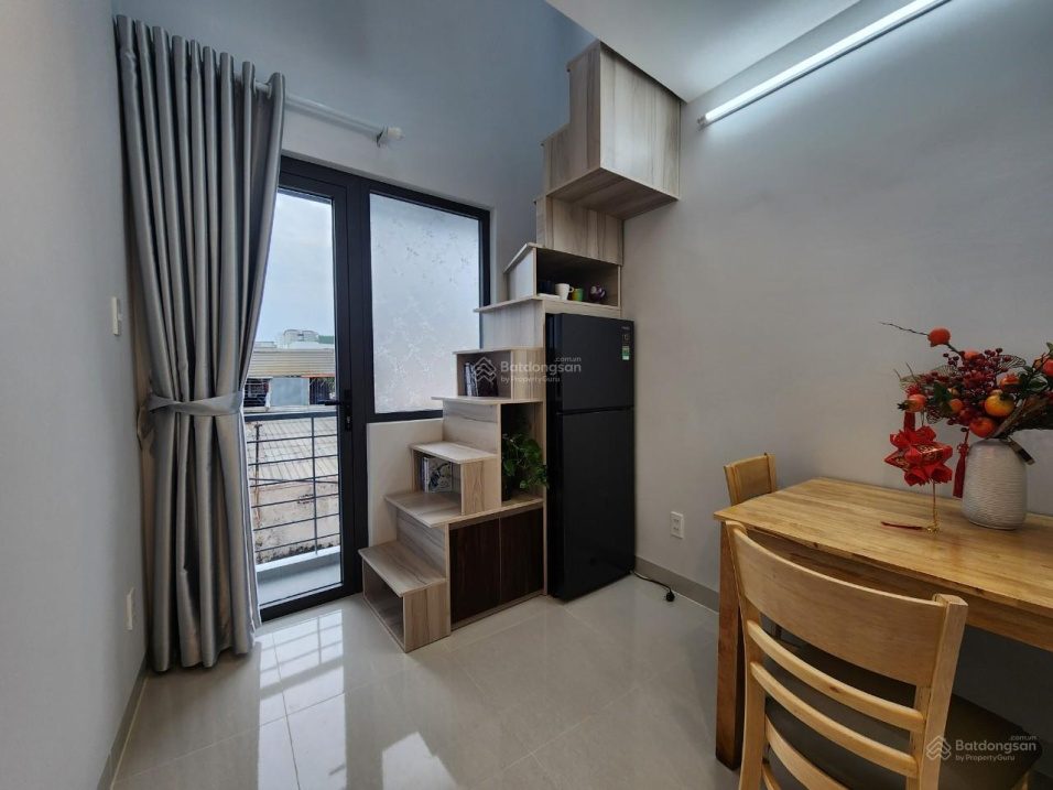Modern Duplex Apartment with Balcony in District 11