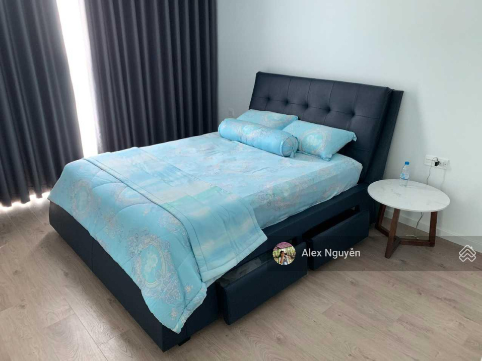 Modern 2-Bed Apartment with River View Sala