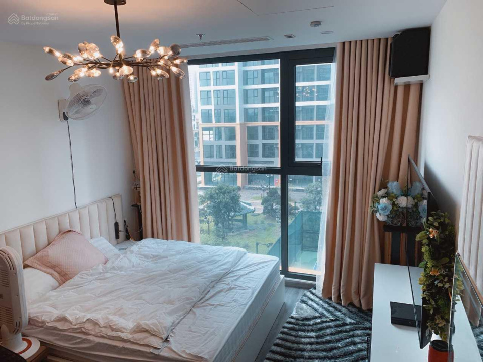 Modern Vinhomes Ocean Park Apartment with Designer Interior