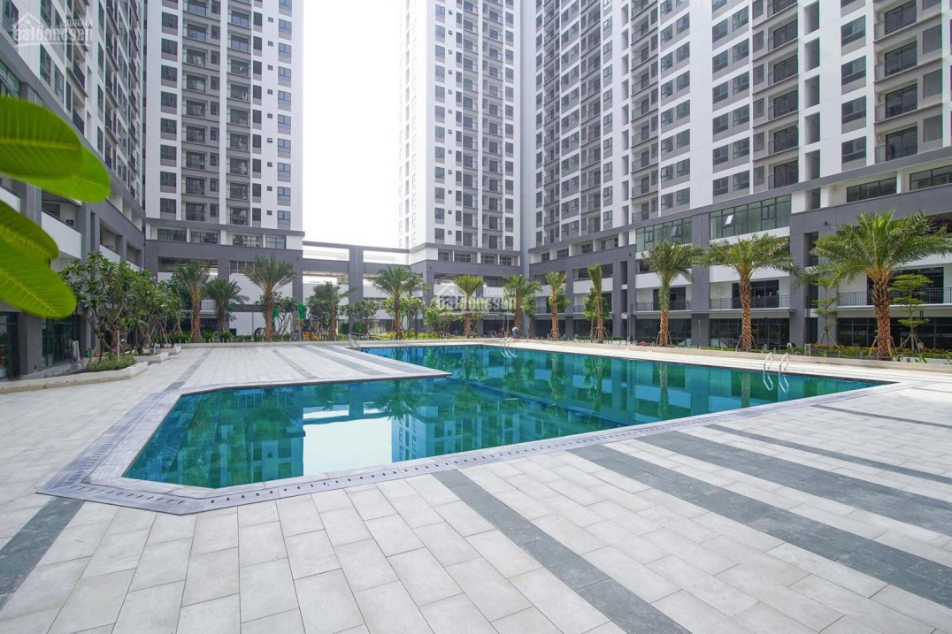 3-Bedroom Apartment with Pool View, Fully Furnished