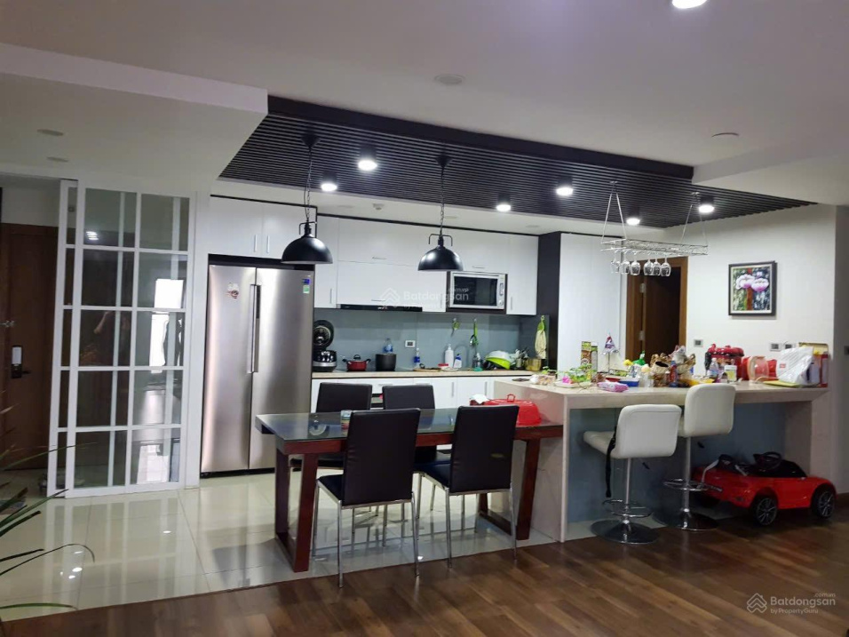 Spacious 3BR Goldmark City Apartment with Amenities