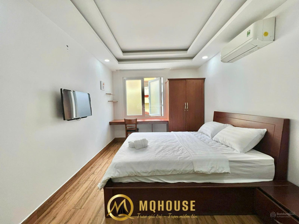 Modern Studio Apartment with Kitchen in Central Location