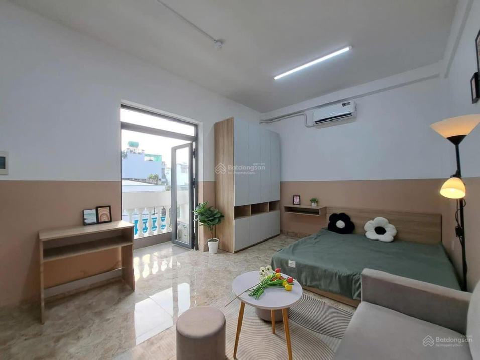 Modern 30m² Studio Apartment with Balcony