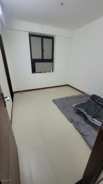 Modern Studio Apartment in Iris Tower Hòa Bình