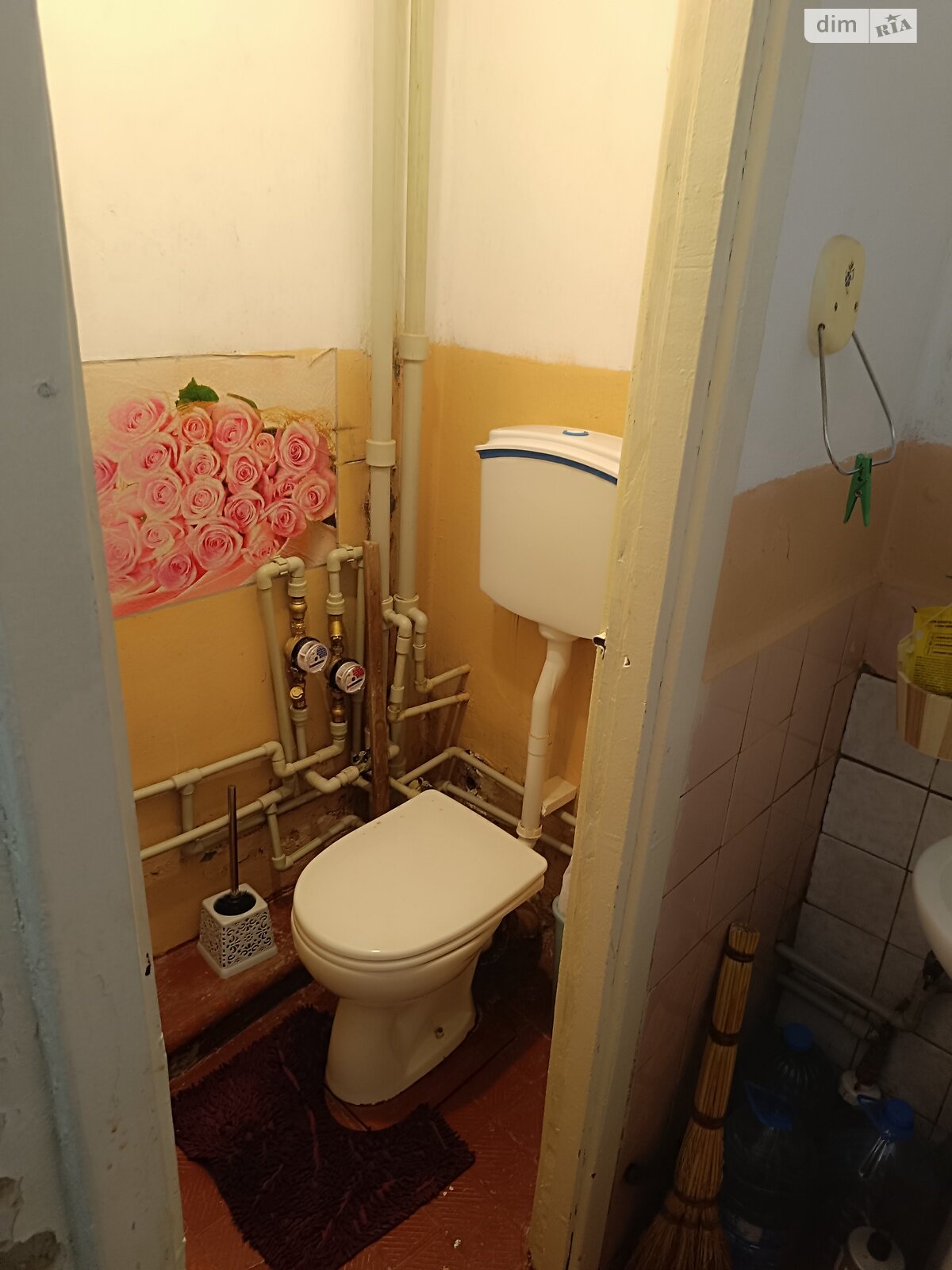 Small-sized apartment with basic renovation and essential amenities