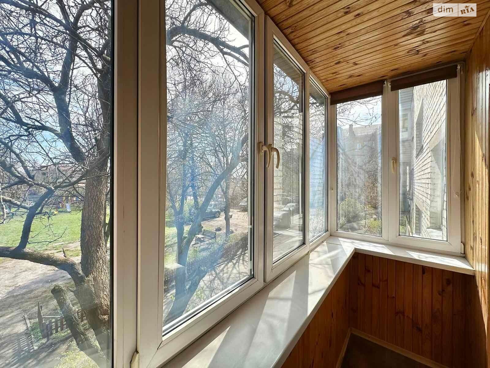 2-Room Apartment on Andriya Golovko Street, Well-Equipped Modern Space