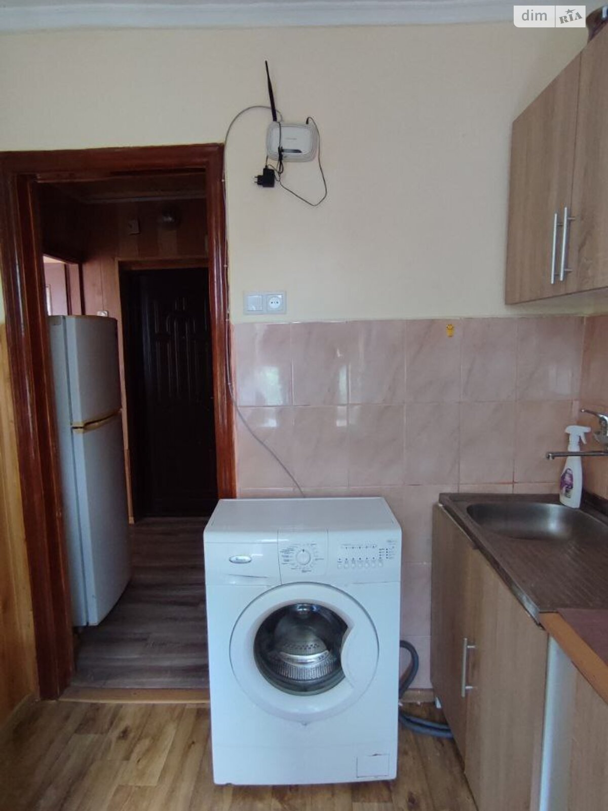 One-bedroom apartment near city center with convenient location