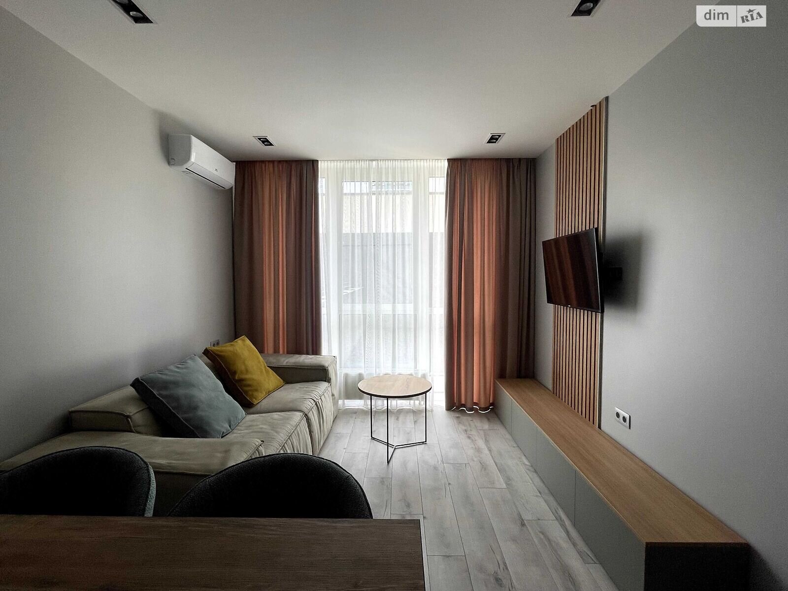 Long-term rental of a 1-room apartment on Viktor Nekrasov Street 12A