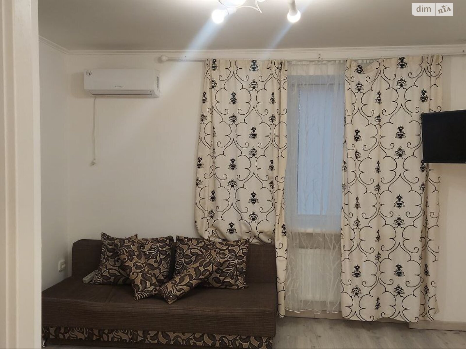 Spacious 1-bedroom apartment in Daffy district with parking