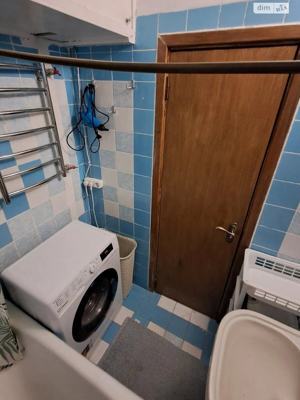 Cozy apartment with modern renovation and full amenities