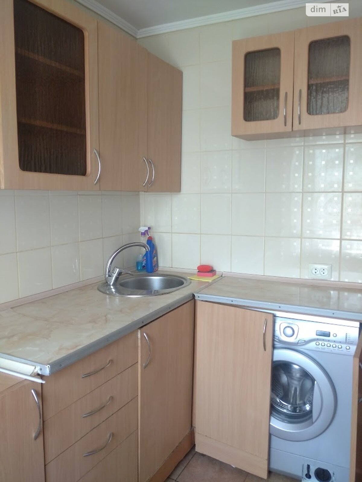 Cozy 1-Room Apartment near Park on Vystavka