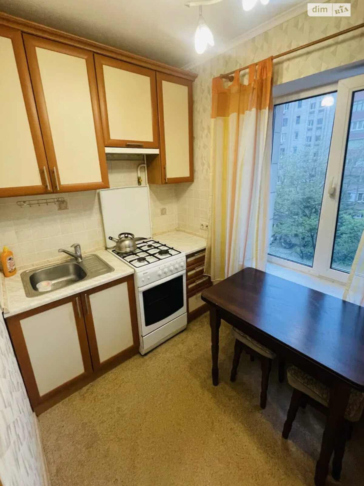 1-bedroom apartment near speed tram stop, furnished, with amenities