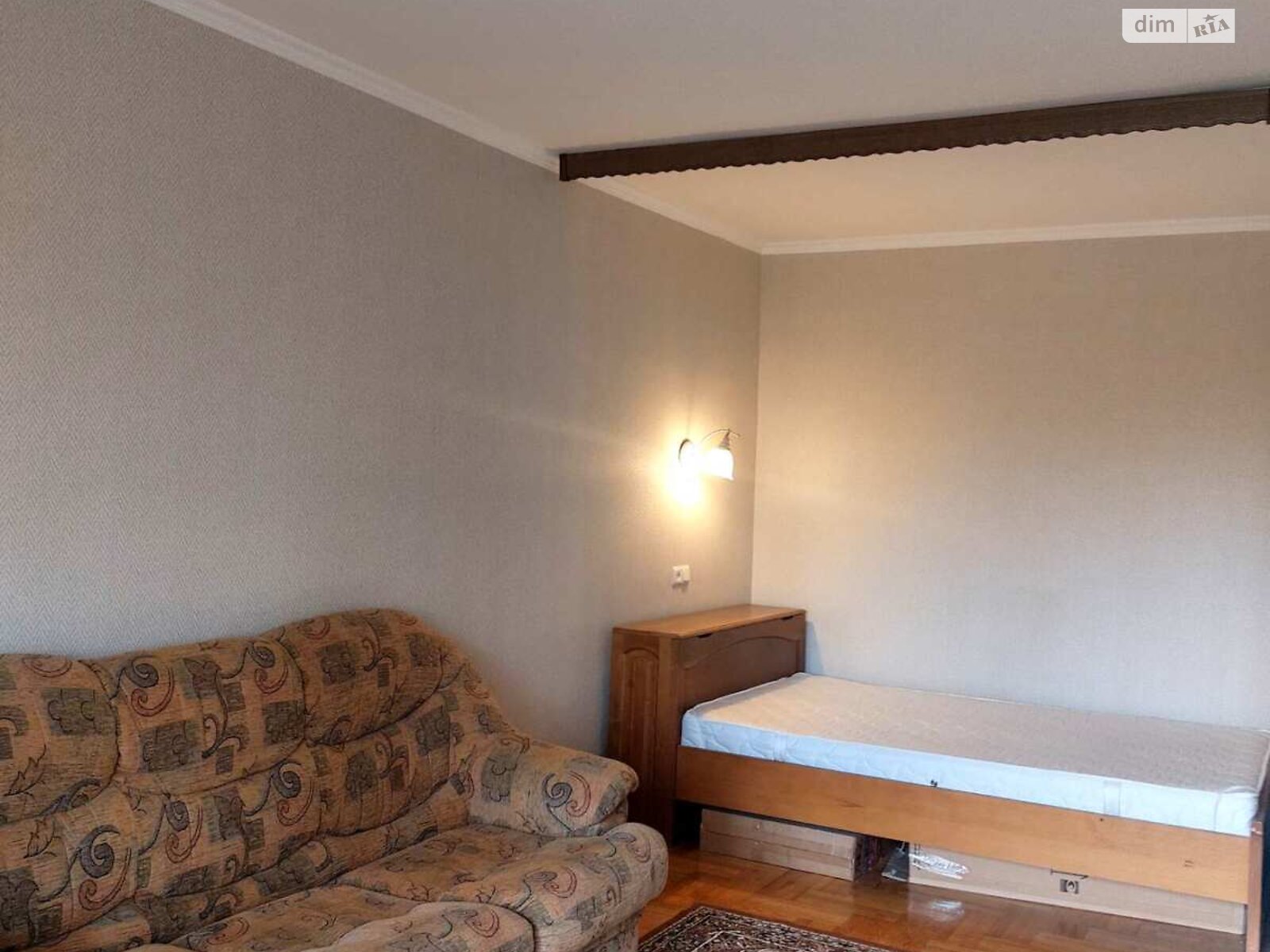 1-Bedroom Apartment on Avionkonstruktora Antonova, Spacious and Well-Equipped