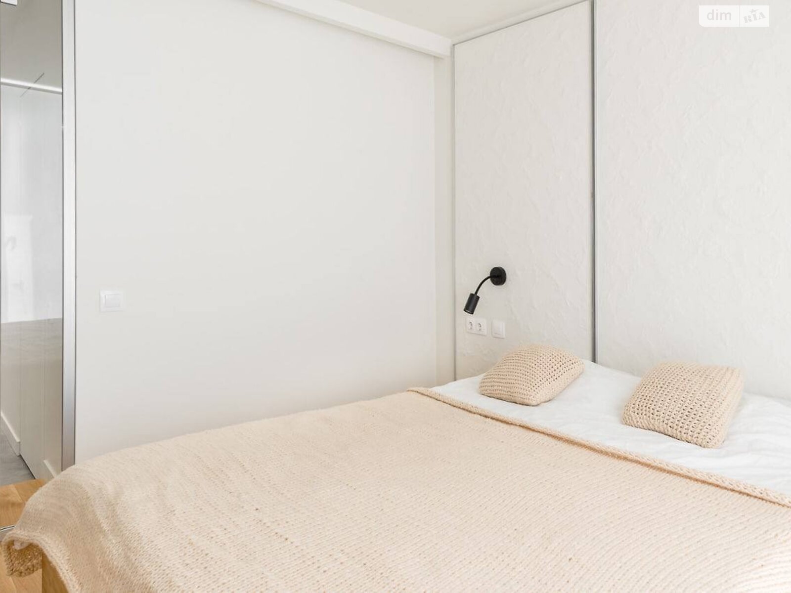 1-Room Apartment in Avalon Zelena Street Complex