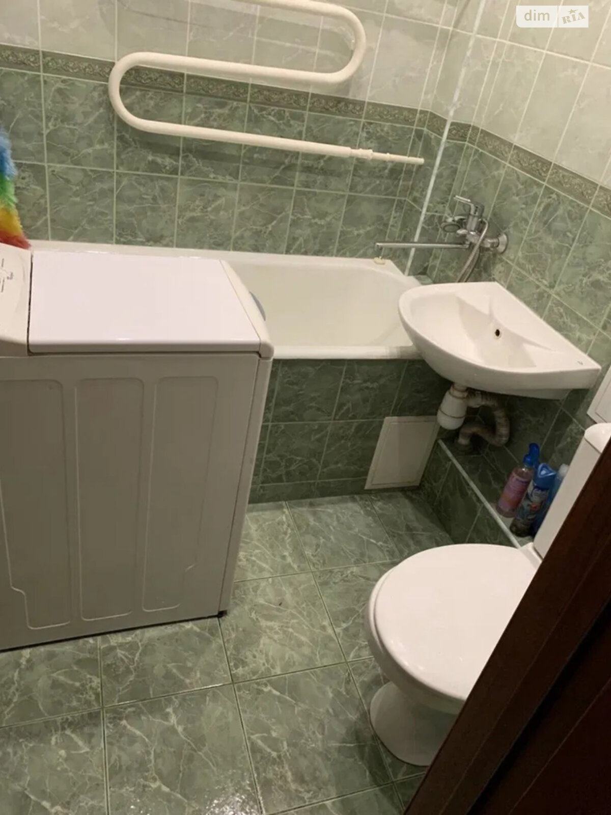 1-Room Apartment on Vadym Hetmana Street, Close to Shuljavska Metro