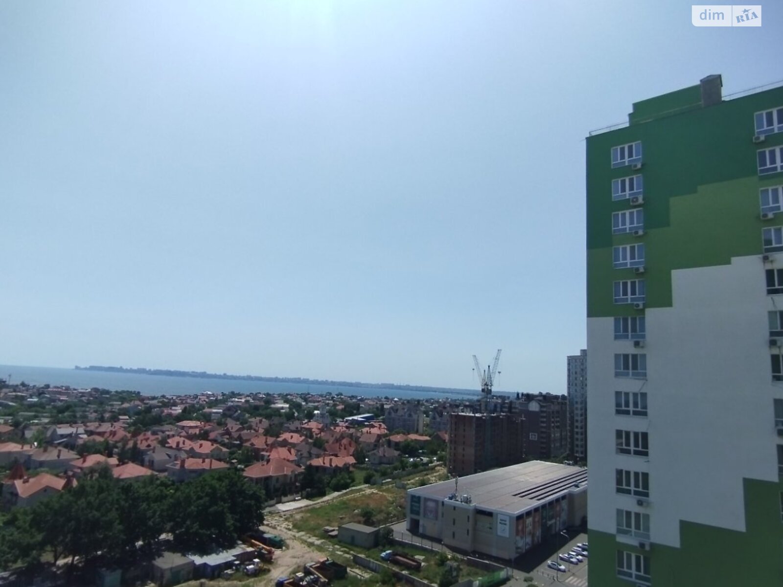 New apartment with full furnishings and appliances in a good location