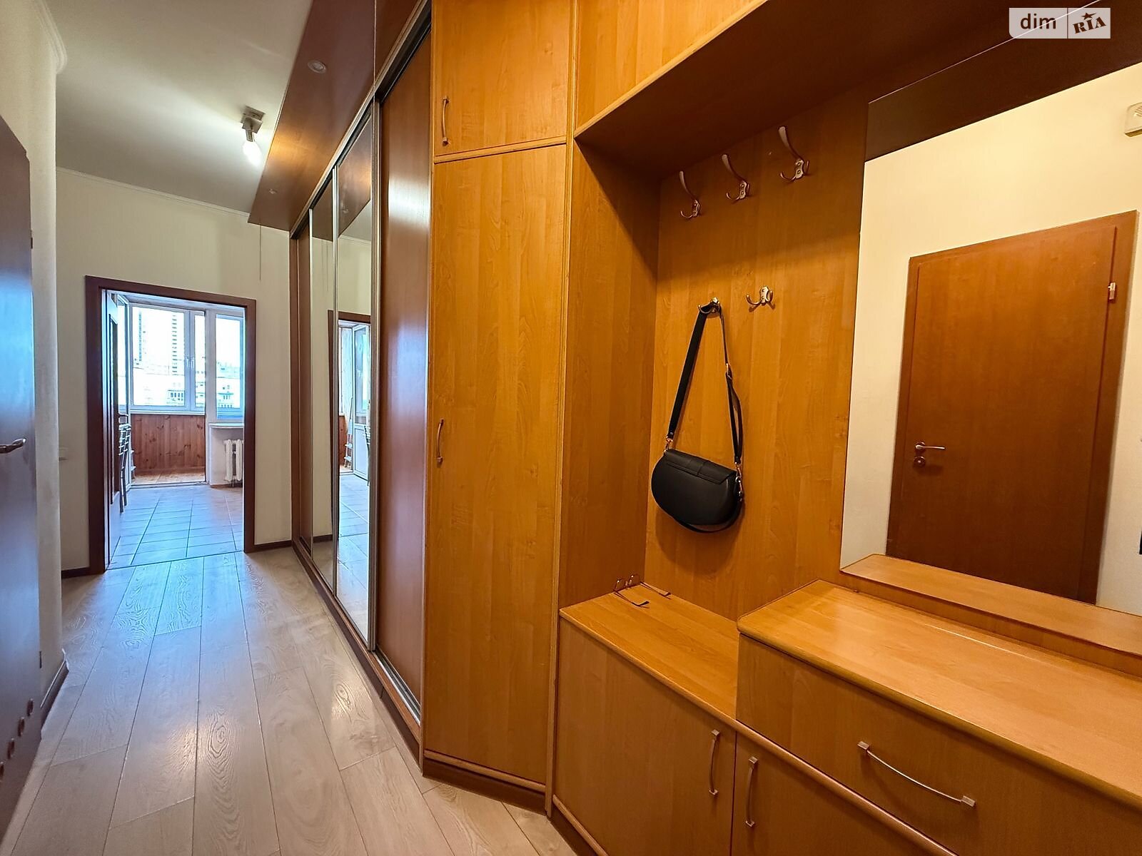 Cozy 1-Room Apartment on Akhmatova Street with Modern Amenities