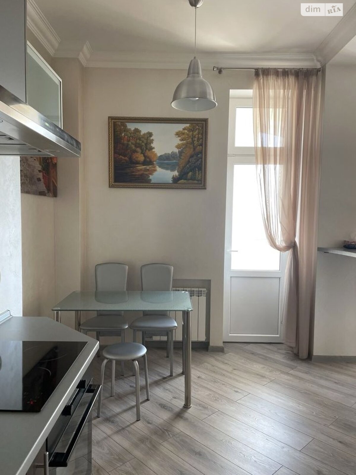 Cozy Studio Apartment with Full Furnishings