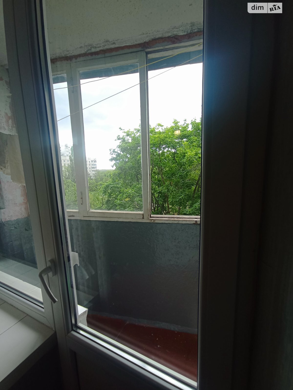 2-Room Apartment near Metro with Comfortable Furnishings