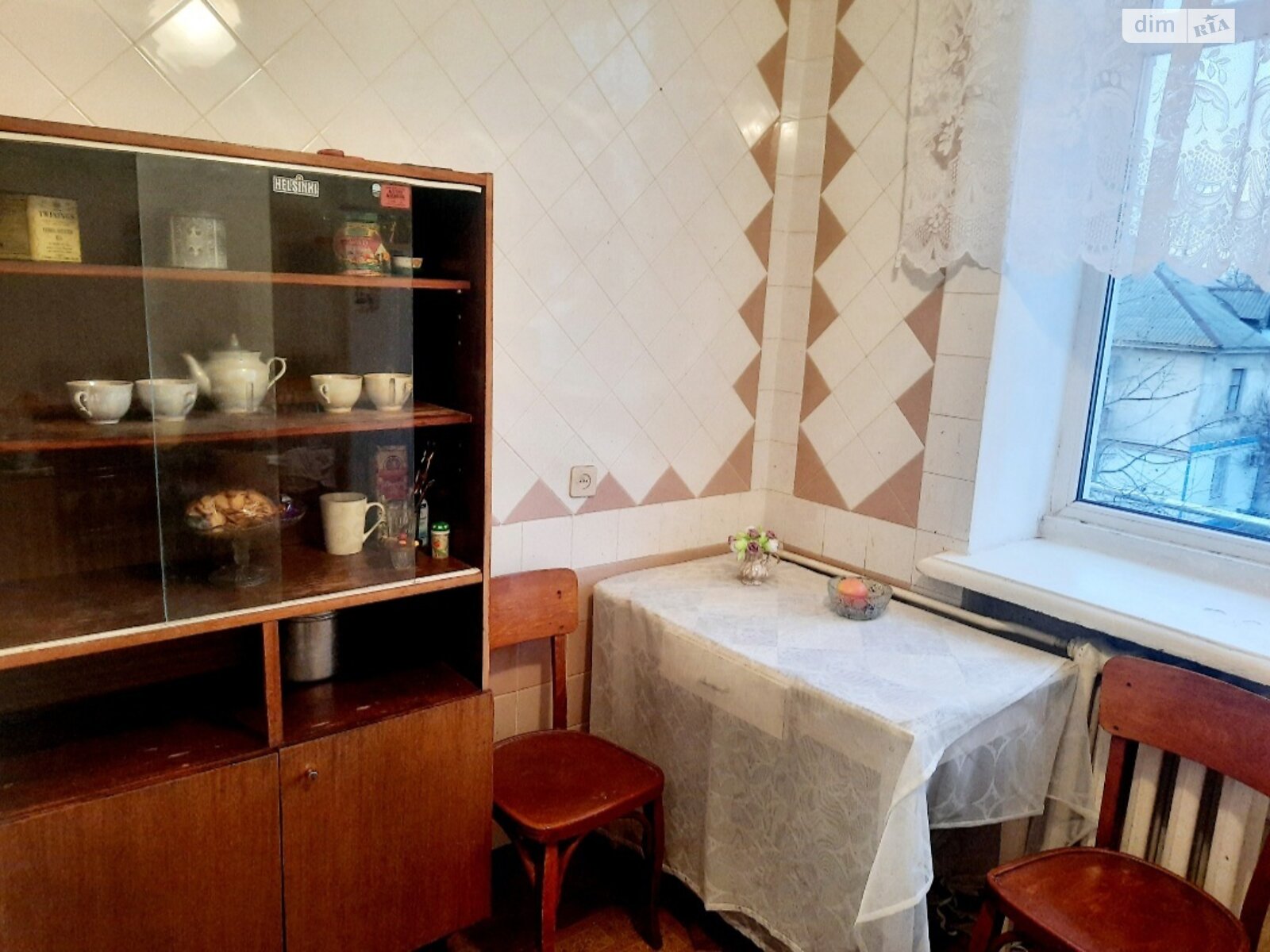 Spacious 1-Room Apartment near Morport, High Ceilings, Separate Bathroom