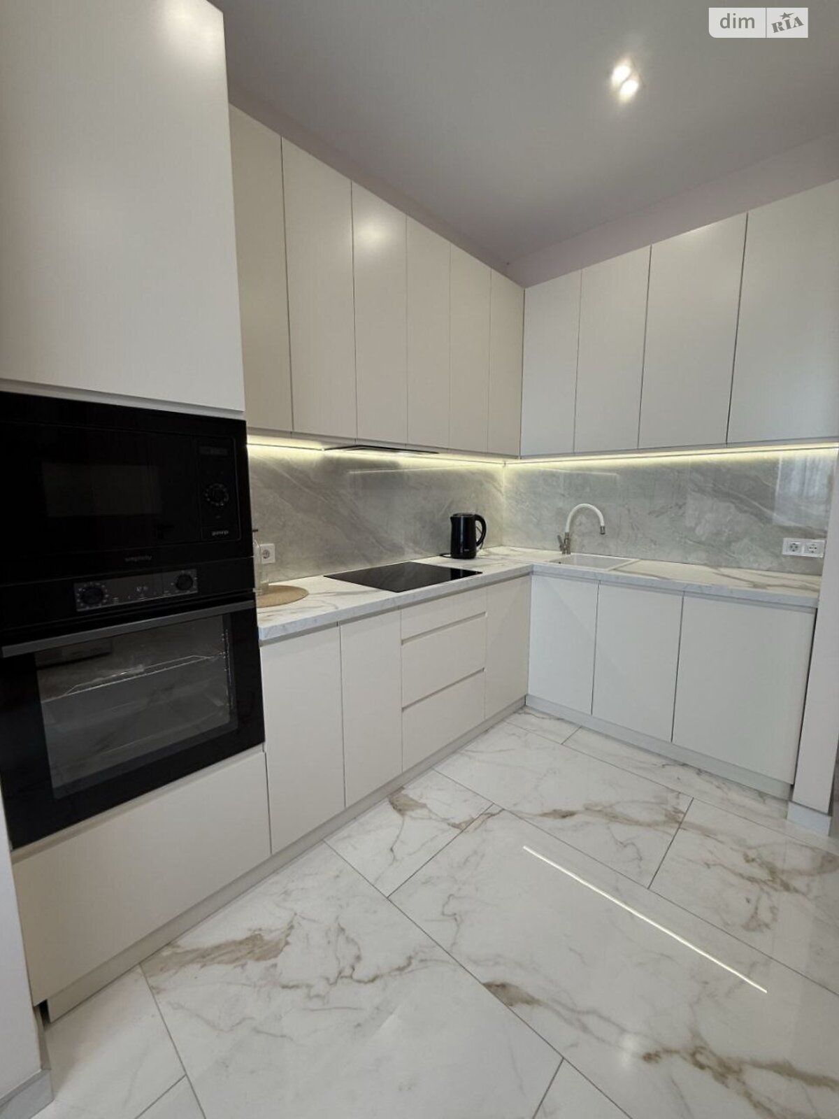 3-room studio apartment in Rybinsky Complex