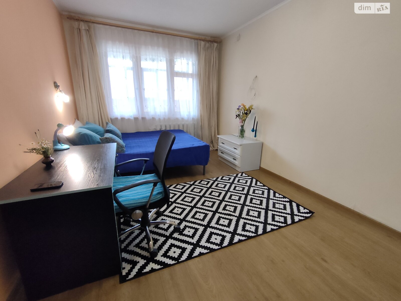 1-Room Apartment near Poznyaki Metro, Fresh Renovation