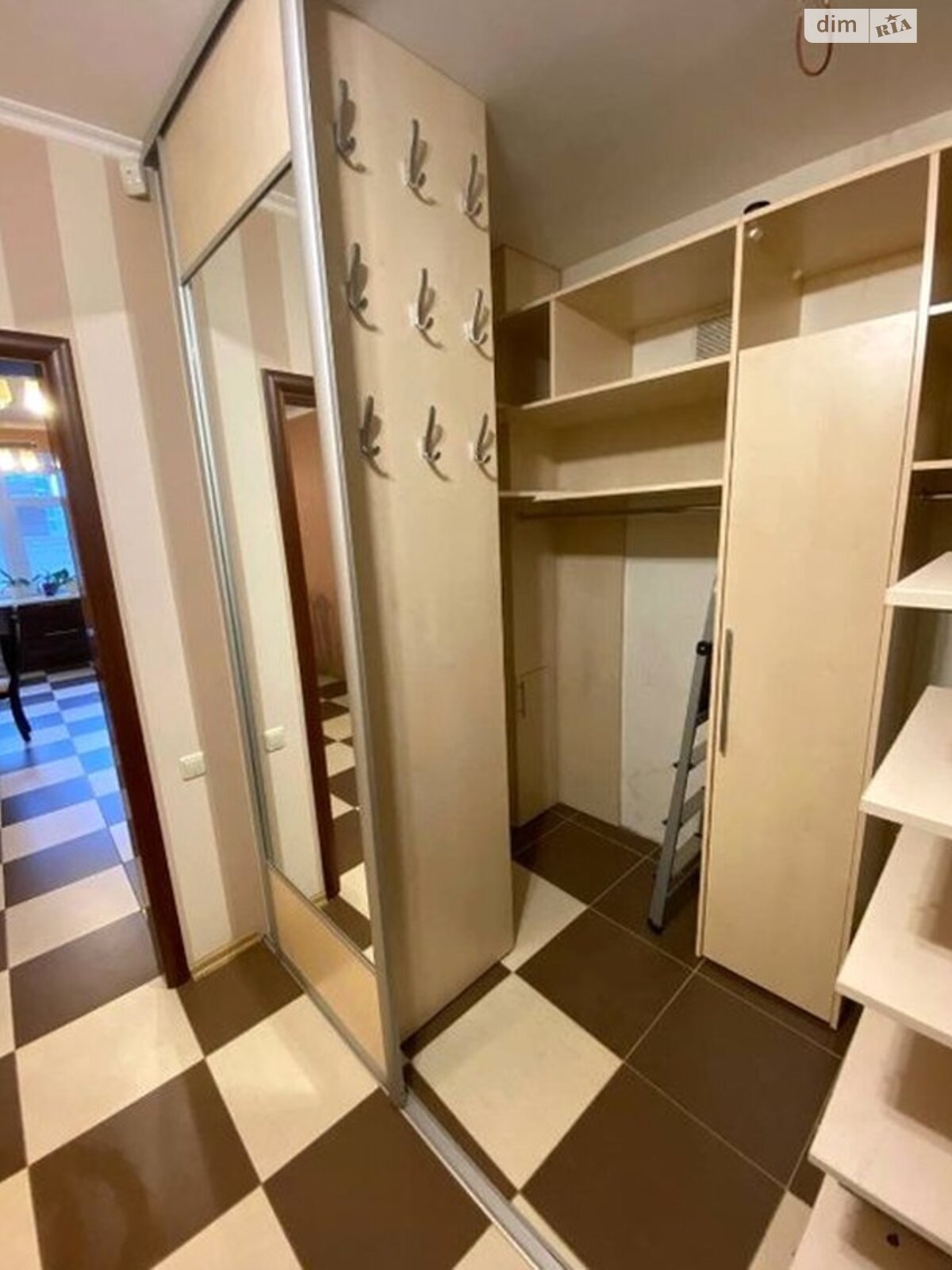 Spacious Two-Bedroom Apartment with Comprehensive Amenities