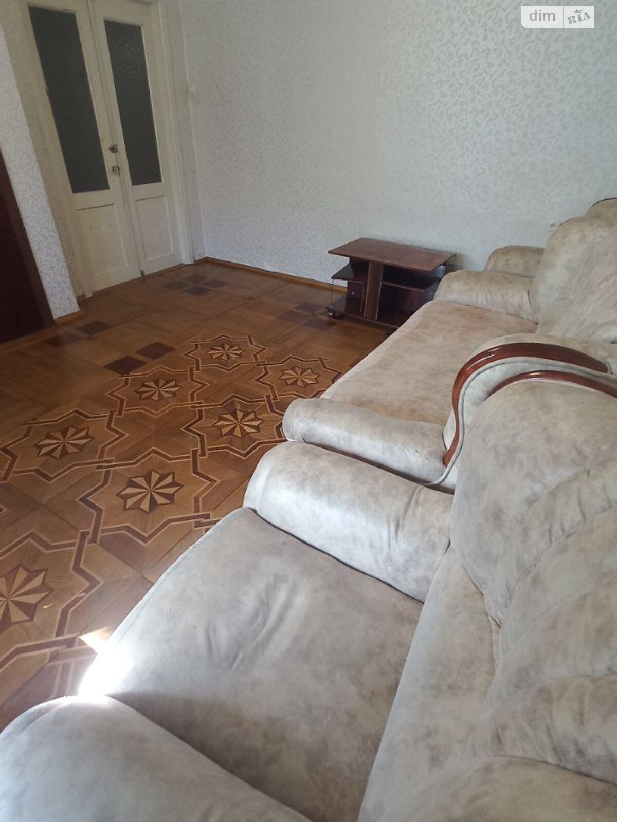 2-Room Apartment in City Center, Near Market and Park