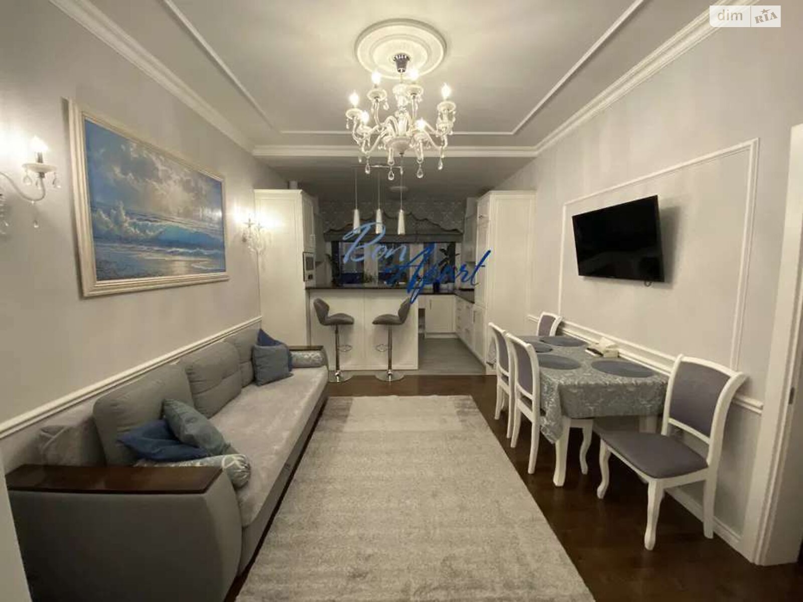 Beautifully Designed Apartment near Goloseyevsky Park and Metro