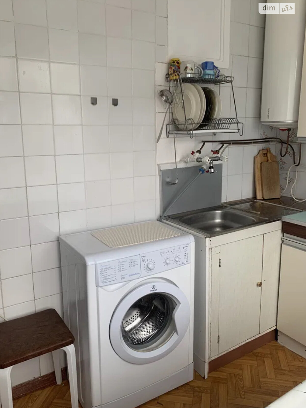 2-Room Apartment with Cosmetic Repair near Darnitsa Metro