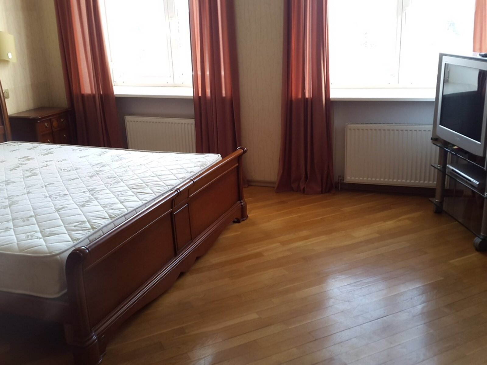 Spacious Bright Apartment with Panoramic City Views