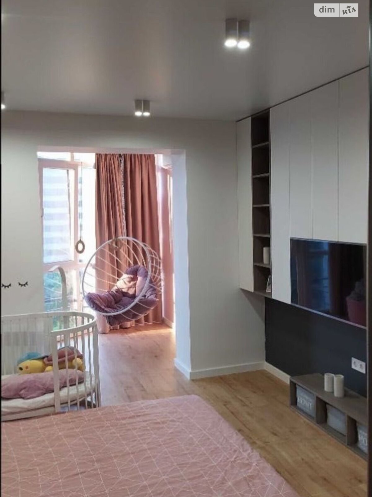 2-room apartment in River Park Complex, 60m2, Section 4, with autonomous gas heating and warm floors