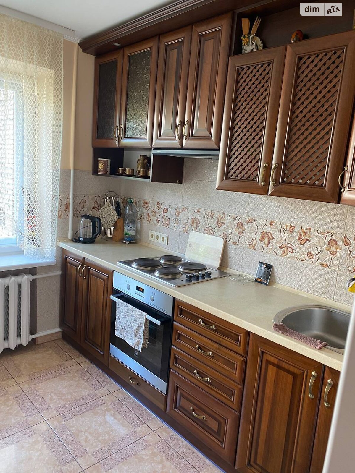 2-bedroom apartment near Avtovokal station, fully furnished