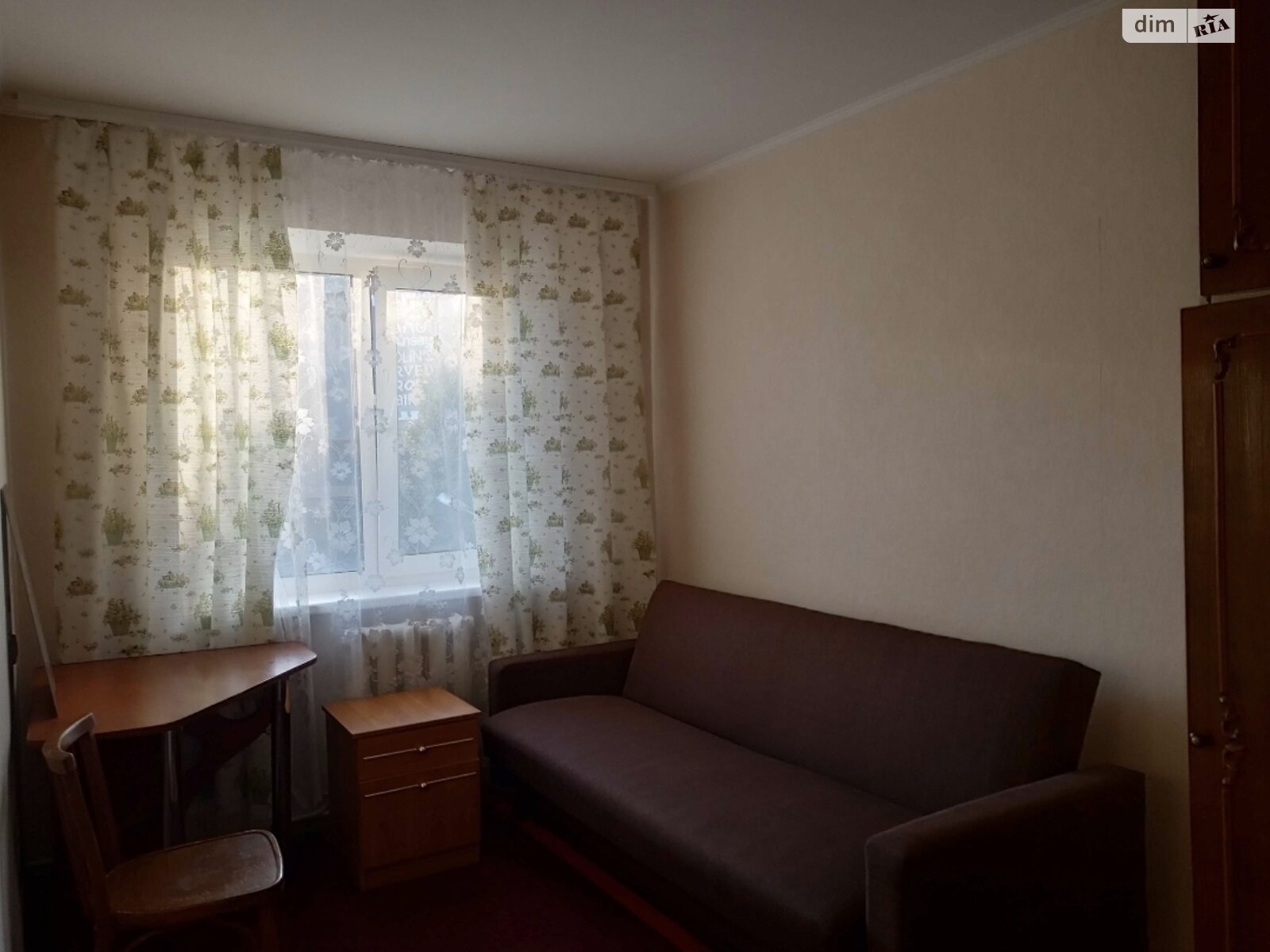 Apartment with Separate Rooms and Autonomous Heating