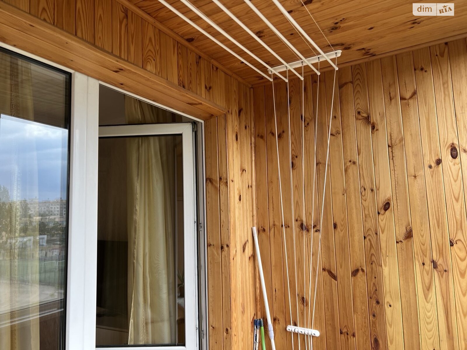 Two Separate Rooms on Obolonskyi Avenue, Near Dnipro Embankment