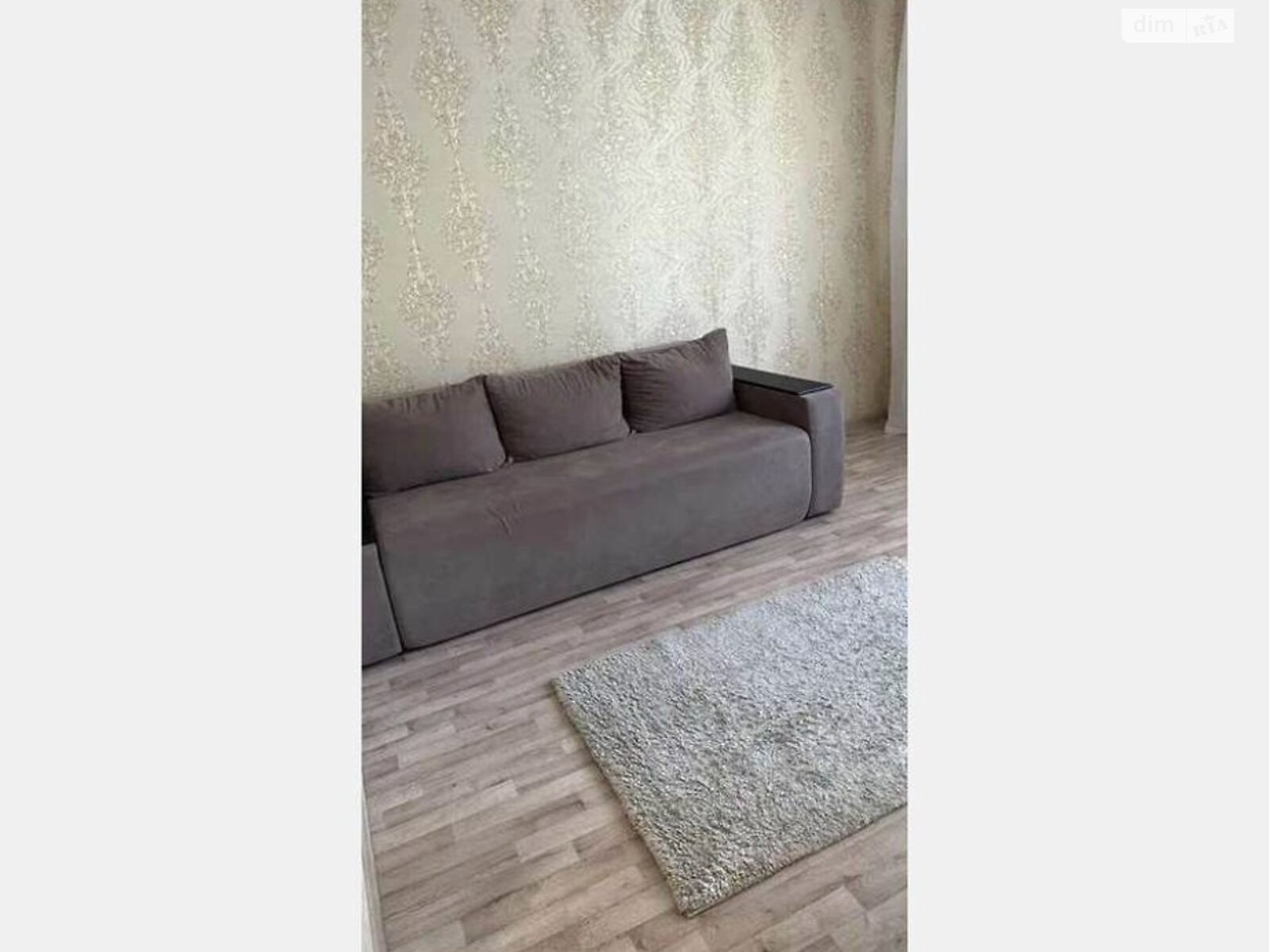 Bright and Clean Apartment with Modern Amenities