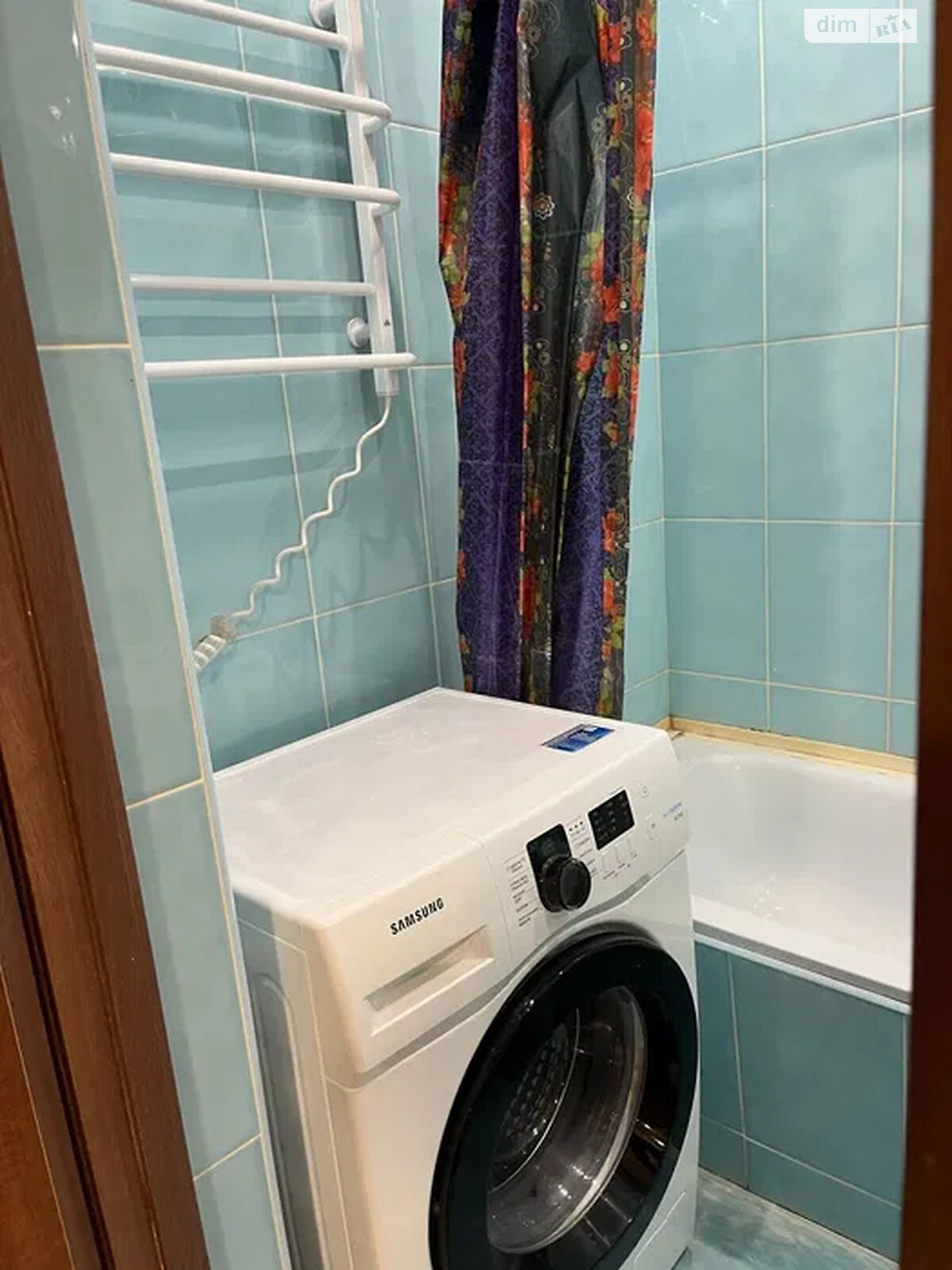 2-Room Apartment on Viktor Yarmola Street, 9th Floor
